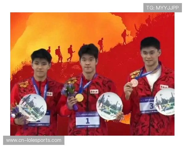 潘展乐谈与孙杨同池竞技：自己的训练在慢慢恢复，荣幸与前辈交锋